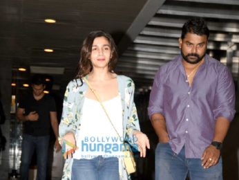 Alia Bhatt snapped post her dinner with friends at Hakassan