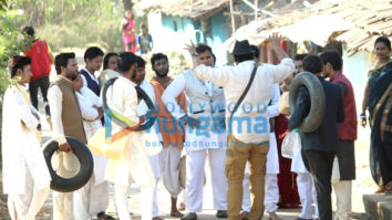 On The Sets Of The Movie Duniya Khatam Ho Rahi Hai