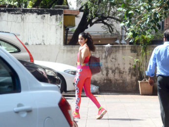 Jhanvi Kapoor looks pretty in pink post gym session