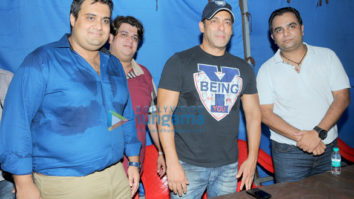 Salman Khan, BMC Chief Ajoy Mehta, Shekhar Tolani join hands to make Mumbai open defecation free