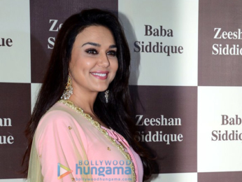 Shah Rukh Khan and Salman Khan grace Baba Siddique's Iftaar party