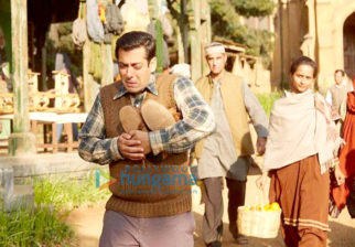 Movie Stills Of The Movie Tubelight