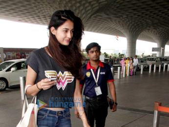 Akshay Kumar, Sushant Singh Rajput, Mira Kapoor snapped at the airport