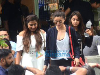 Alia Bhatt snapped with friends post lunch at Kitchen Garden
