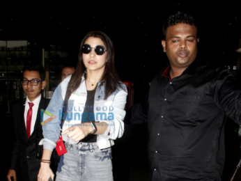 Anushka Sharma snapped while arriving back from New York