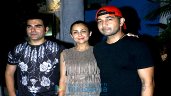 Arbaaz Khan, Amrita Arora & Shakeel Ladak snapped post dinner at Olive