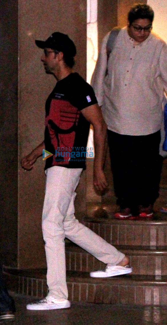 Hrithik Roshan snapped post visit at his doctor’s clinic Hrithik Roshan snapped post visit at his doctor’s clinic