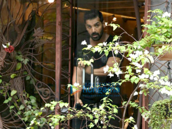 John Abraham snapped post salon session in Bandra