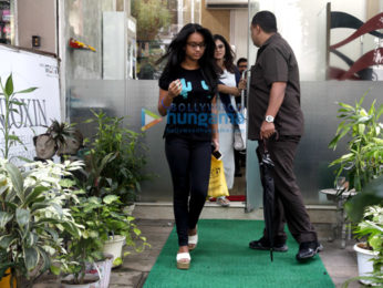 Kajol snapped post her salon session in Bandra