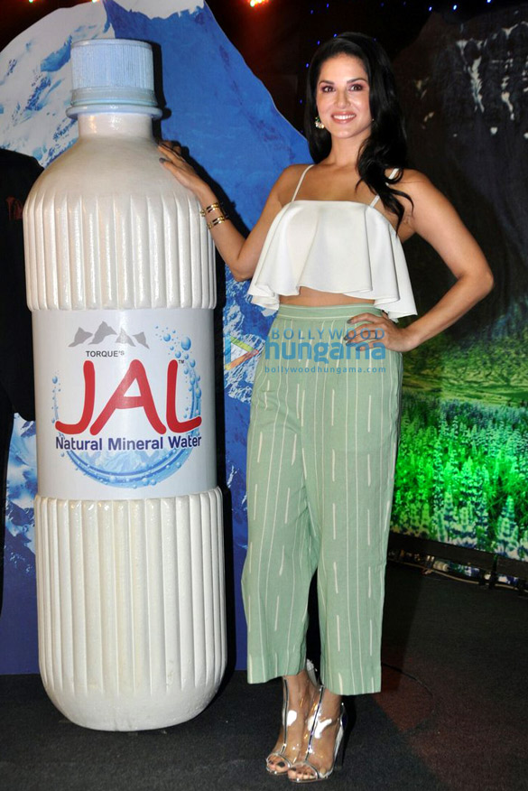 Sunny Leone unveils Torque Pharma’s new product ‘JAL’ Sunny Leone unveils Torque Pharma’s new product ‘JAL’