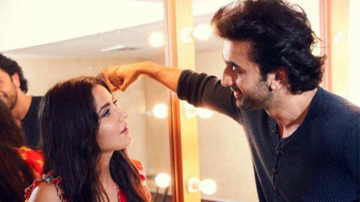 What Are Ranbir Kapoor & Katrina Kaif Talking About?