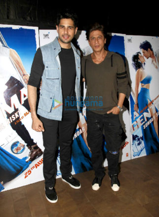 Shah Rukh Khan, Sonakshi Sinha, Aditya Roy Kapur and others at ‘A Gentleman’ screening hosted by Sidharth Malhotra