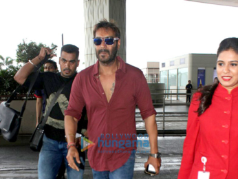 Ajay Devgn, Esha Gupta, Ileana D'Cruz and others snapped at the airport