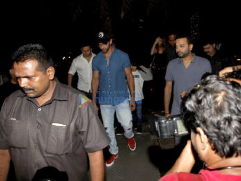 Hrithik Roshan, Sussanne Khan snapped with friends post dinner at Yauatcha, Bandra