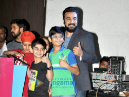 Raj Kundra, Amol Gupte with kids promote their movie 'Sniff'