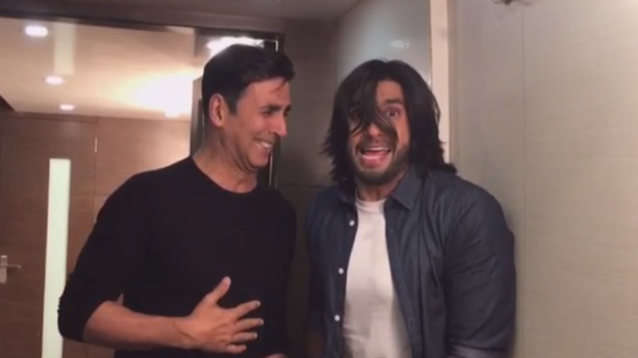 Check Out This Hilarious Video By Ranveer Singh feat Akshay Kumar | Toilet Ek Prem Katha