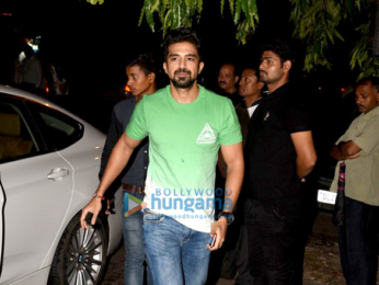 Shah Rukh Khan, Sushant Singh Rajput, Kriti Sanon and others grace Rohini Iyer's birthday bash