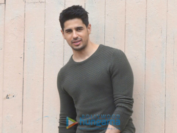 Sidharth Malhotra and Jacqueline Fernandez snapped at A Gentleman promotions