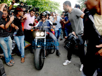 Sidharth Malhotra and Jacqueline Fernandez snapped riding a bike to promote A Gentleman in Bandra