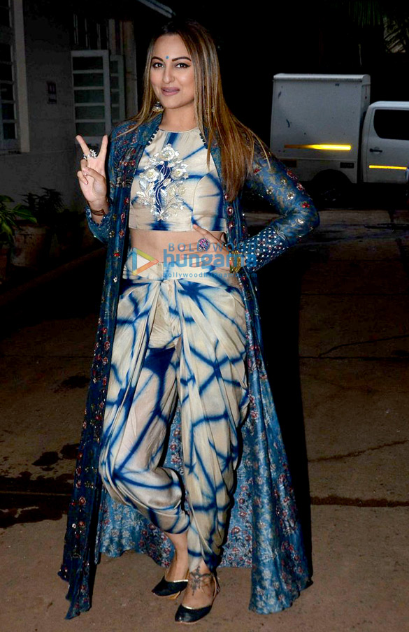 Sonakshi Sinha snapped post an ad shoot in Bandra Sonakshi Sinha snapped post an ad shoot in Bandra