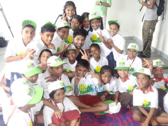 Taaha Shah snapped visiting the NGO Smile Foundation