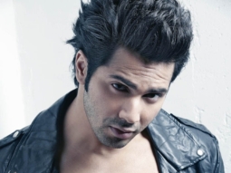 Varun Dhawan Promotes Akshay Kumar’s Toilet Ek Prem Katha In His Own UNIQUE Style