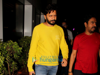 Riteish Deshmukh spotted at Salt Water Cafe in Bandra