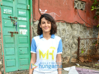 Mandana Karimi snapped with underprivileged kids in Bandra