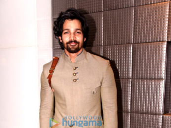 Kiara Advani, Harshvardhan Rane, Shriya Saran, Divya Khosla Kumar, Tusshar Kapoor at Bombay Times Fashion Week