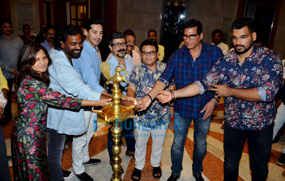 Dino Morea, Mukesh Rishi and others grace the opening of Akhilesh Kumar’s art show ‘Sochalay’ Dino Morea, Mukesh Rishi and others grace the opening of Akhilesh Kumar’s art show ‘Sochalay’