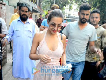 Arbaaz Khan, Malaika Arora and Amrita Arora spotted at Indigo