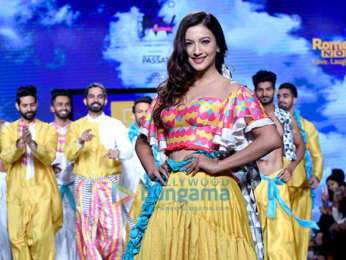 Gauahar Khan walks the ramp at the 'India Beach Fashion Week 2017'