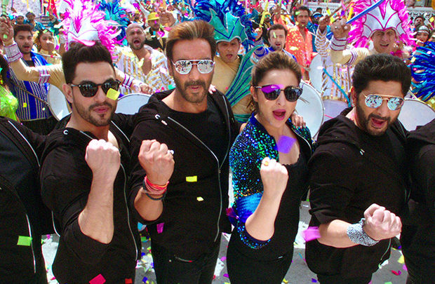 First Day First Show | Golmaal Again | Public Opinion