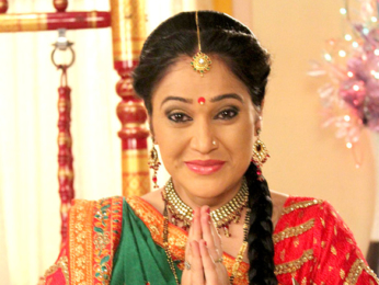 Team of Golmaal Again on the sets of 'Taarak Mehta Ka Ooltah Chashmah'