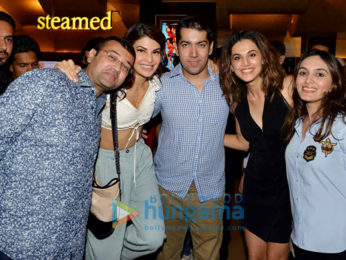 Jacqueline Fernandez, Taapsee Pannu, Sajid Nadiadwala, Anu Malik at 'Judwaa 2' success bash