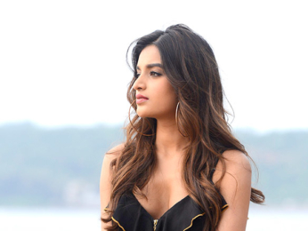 Nidhhi Agerwal walks the ramp at the 'India Beach Fashion Week 2017'