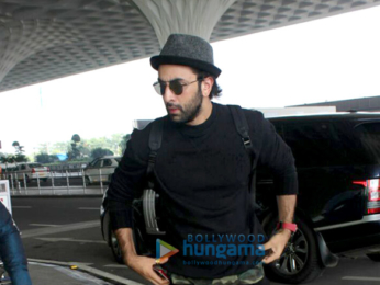 Ranbir Kapoor spotted at the airport