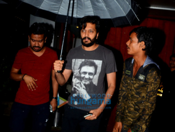 Riteish Deshmukh spotted at Salt Water Cafe, Bandra