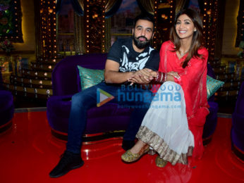 Shaan and wife Radhika shoot Karva Chauth special for Shilpa Shetty Kundra's show Aunty Boli Lagao Boli