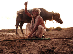 Theatrical Trailer (Kadvi Hawa)