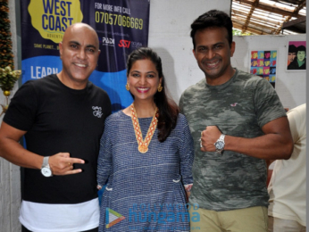 Varun Sharma, Pooja Bedi, Bakhtiyaar Irani, Tanaaz Irani, Baba Sehgal spotted at a Tamil food Festival in Mumbai