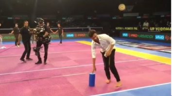 WATCH: Irrfan Khan plays kabaddi at Pro- Kabaddi promotes Qarib Qarib Singlle on pro-kabaddi