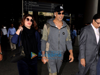 Aamir Khan, Akshay Kumar, Sunny Leone and others snapped at the airport