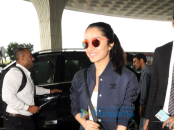Aamir Khan, Akshay Kumar, Sunny Leone and others snapped at the airport