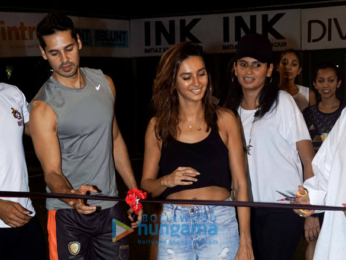 Dino Morea, Mandana Karimi and Shibani Dandekar grace the Roots premiere league match