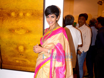 Mandira Bedi inaugurates Ramesh Thorat's painting exhibition