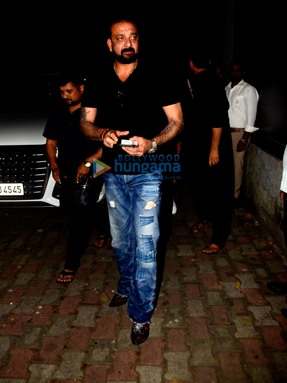 Sanjay Dutt snapped at Vishesh Films’ office Sanjay Dutt snapped at Vishesh Films’ office