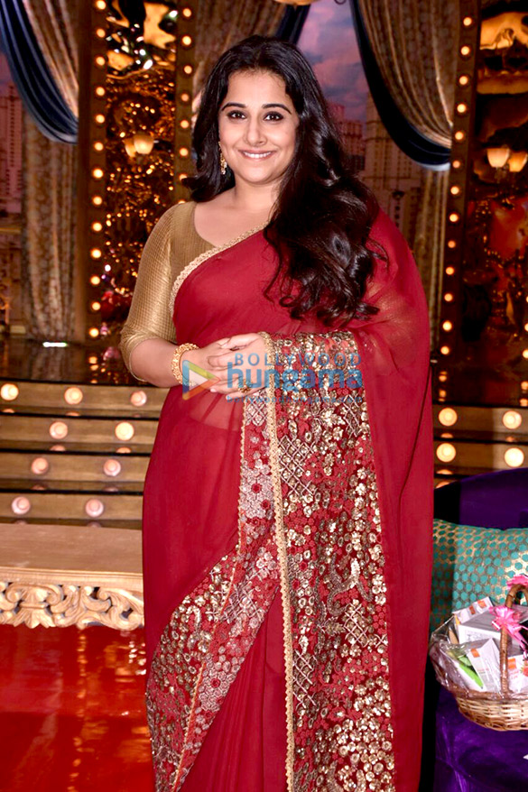 Vidya Balan and Manav Kaul snapped on the sets of the show Aunty Boli Lagao Boli Vidya Balan and Manav Kaul snapped on the sets of the show Aunty Boli Lagao Boli