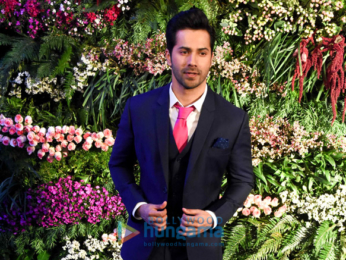 Celebs grace Anushka Sharma - Virat Kohli's Mumbai reception