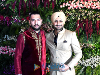 Celebs grace Anushka Sharma - Virat Kohli's Mumbai reception
